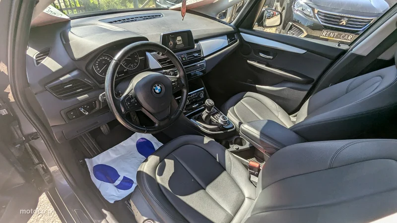 BMW Seria 2 F45 216 13
