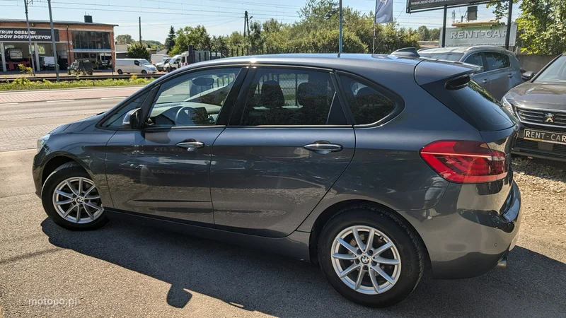 BMW Seria 2 F45 216 9