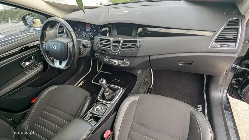 Renault Laguna III 18