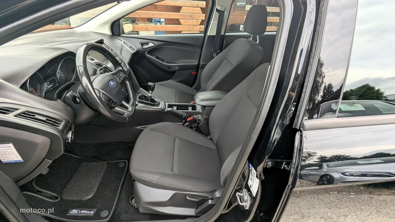 Ford Focus III 15