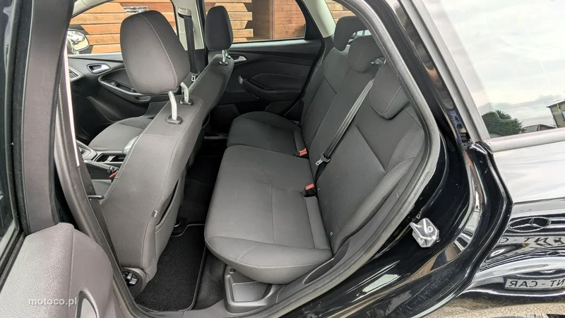 Ford Focus III 17