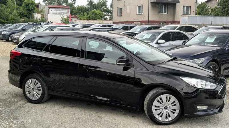 Ford Focus III 8