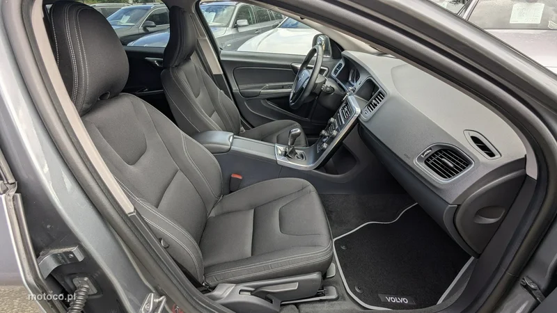Volvo V60 18