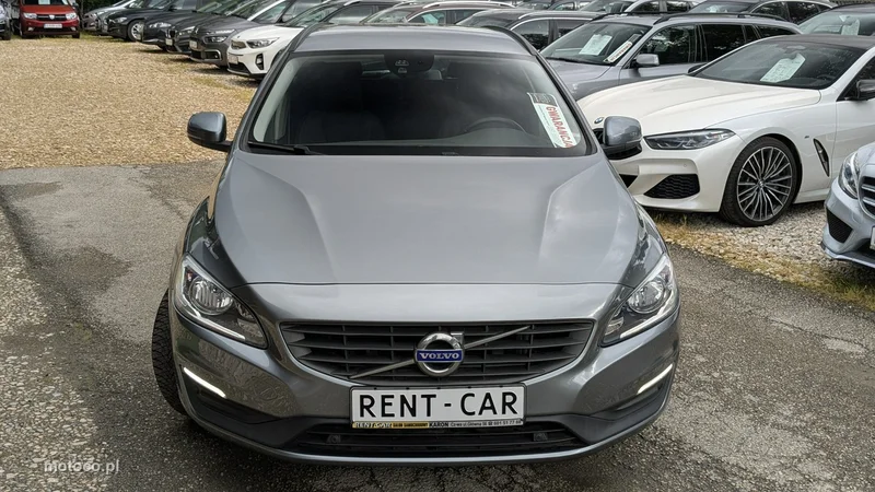 Volvo V60 4