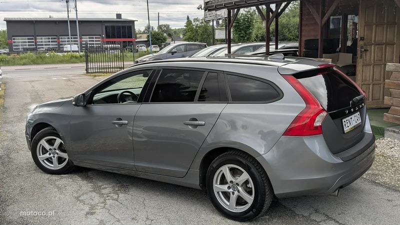 Volvo V60 8