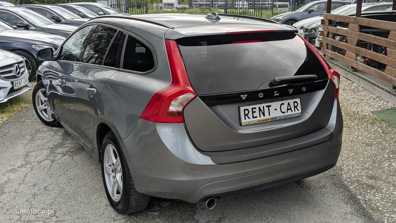 Volvo V60 9