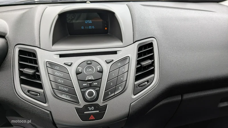 Ford Fiesta VI 27