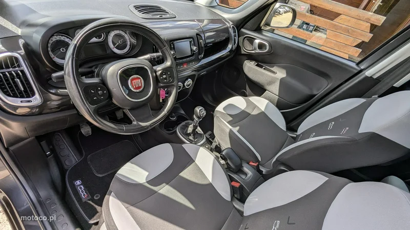 Fiat 500L 17
