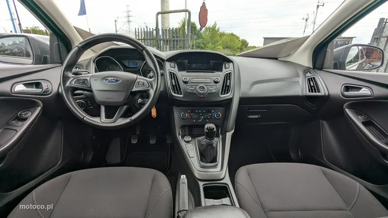 Ford Focus III 19