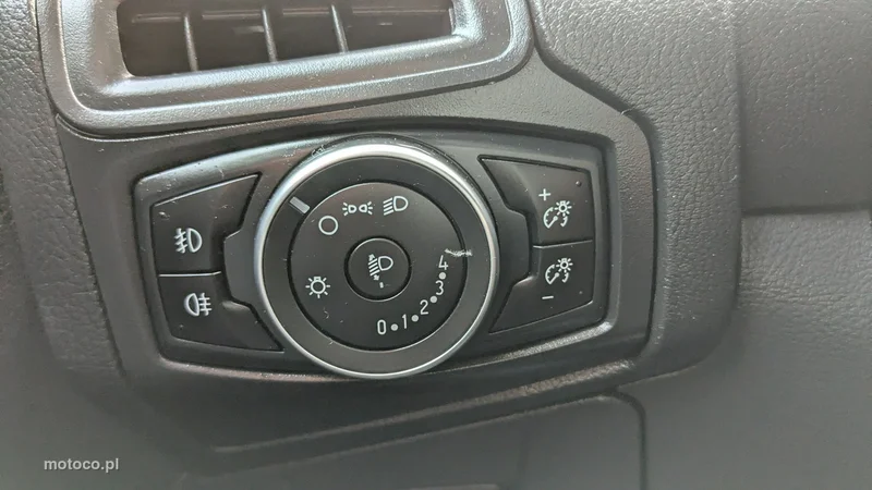 Ford Focus III 26