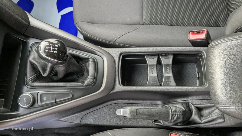 Ford Focus III 32