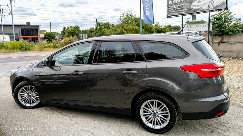 Ford Focus III 8