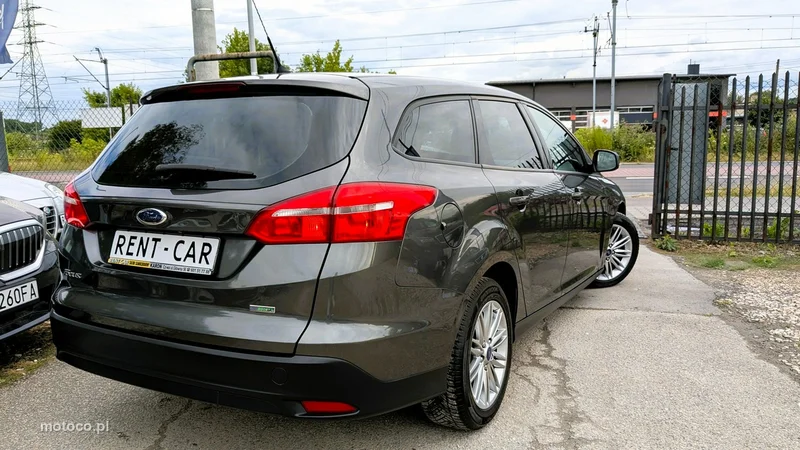 Ford Focus III 10