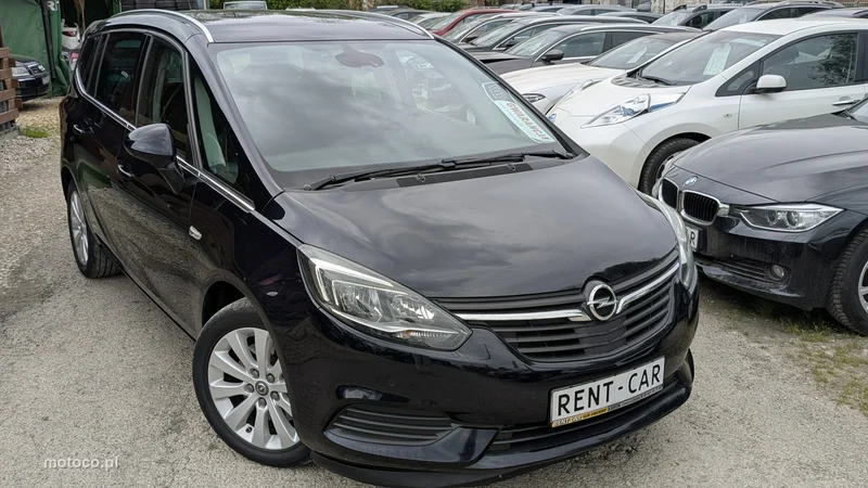 Opel Zafira C Tourer 5