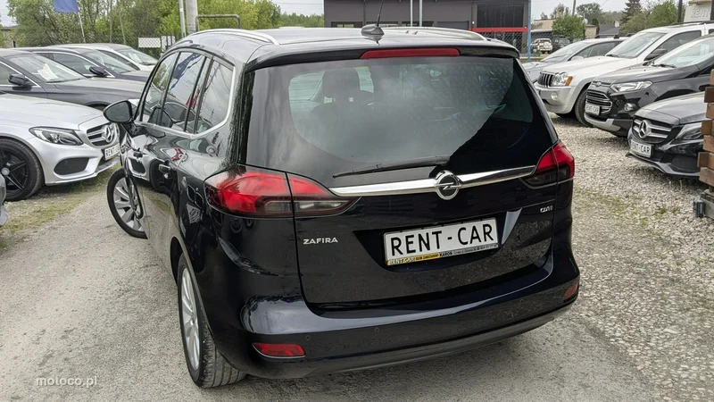 Opel Zafira C Tourer 10