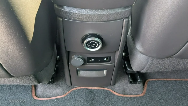 Renault Espace V 32