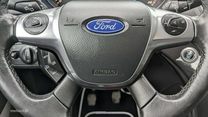 Ford Kuga II 28