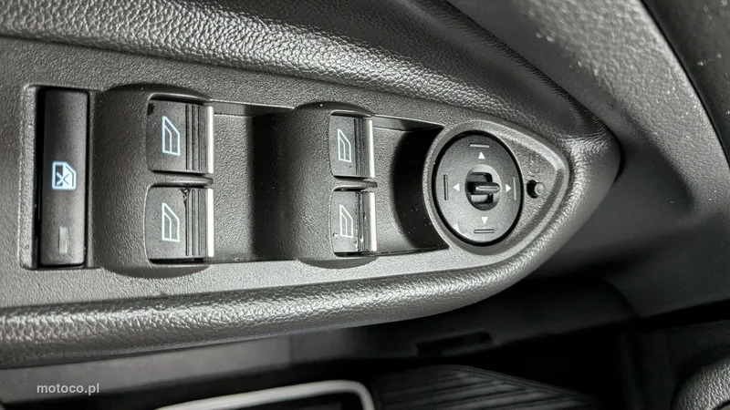 Ford Kuga II 29