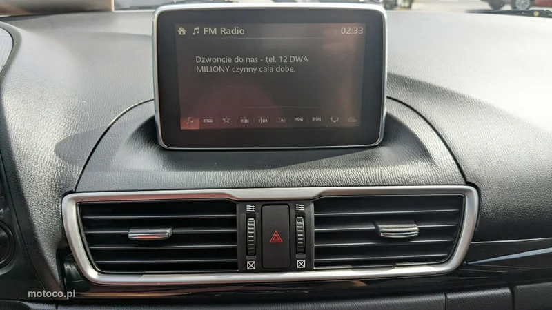 Mazda 3 25