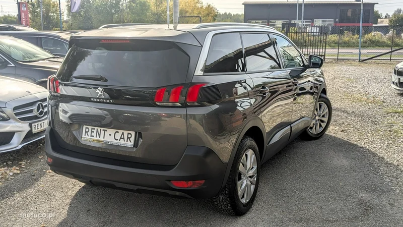 Peugeot 5008 11