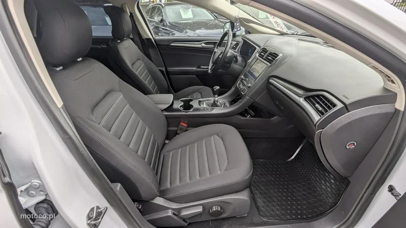 Ford Mondeo V 18