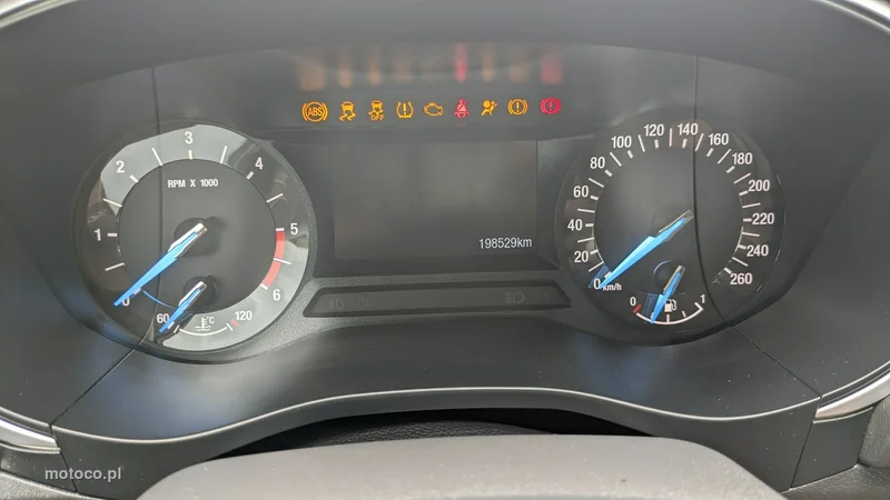 Ford Mondeo V 22