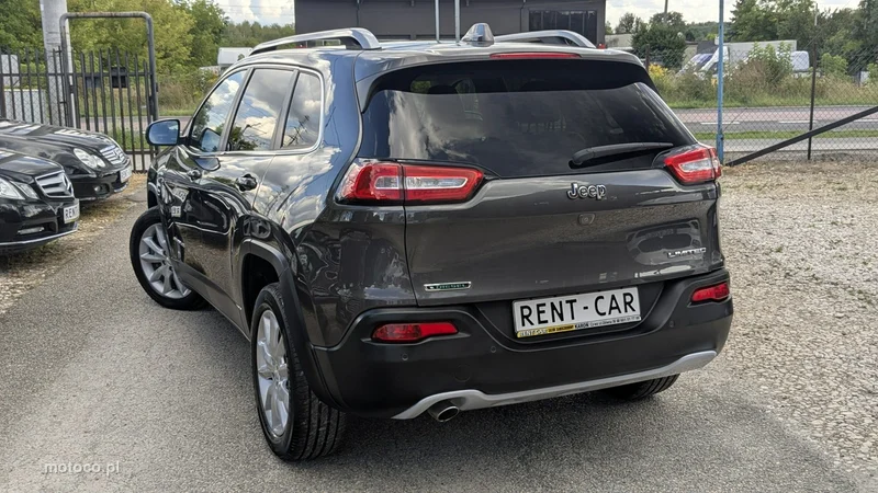 Jeep Cherokee 11