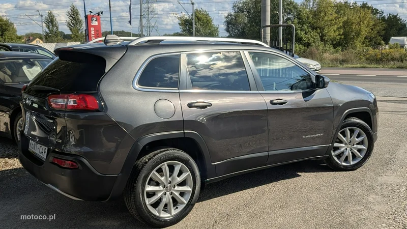 Jeep Cherokee 14
