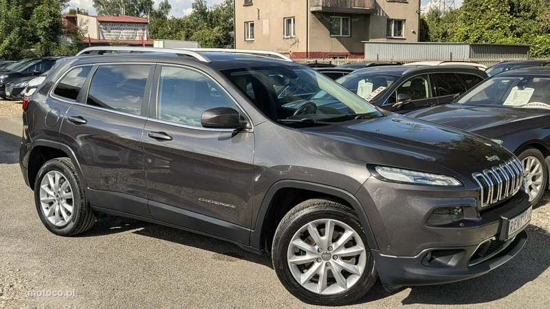 Jeep Cherokee 6