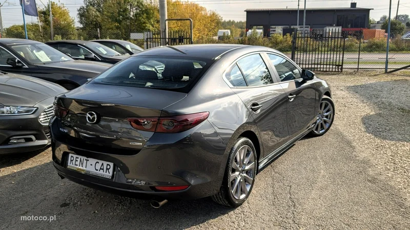 Mazda 3 12