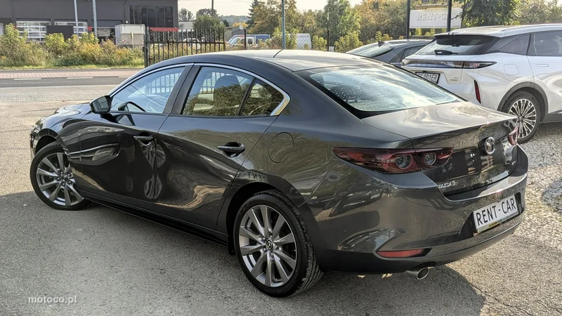 Mazda 3 9