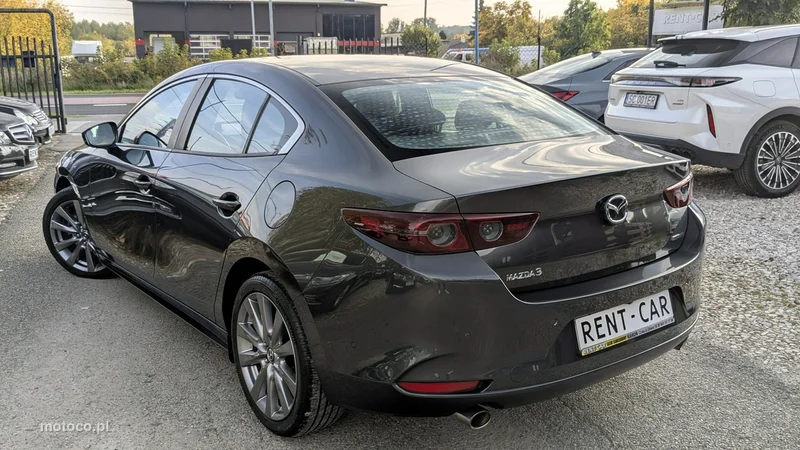 Mazda 3 10