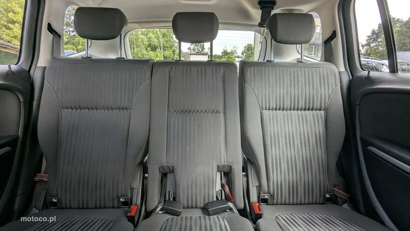 Opel Zafira C Tourer 18
