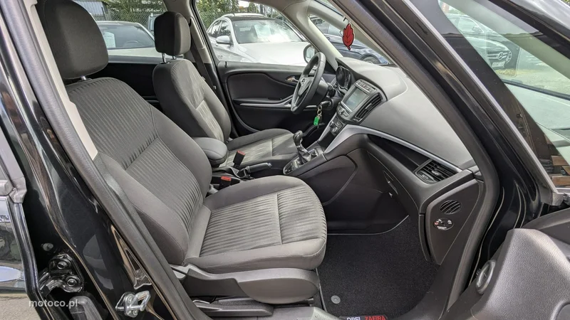 Opel Zafira C Tourer 20