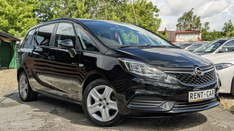 Opel Zafira C Tourer 8