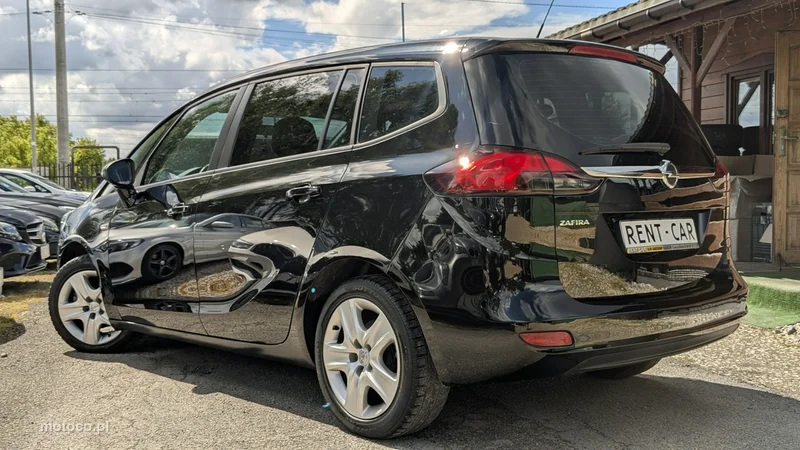 Opel Zafira C Tourer 9