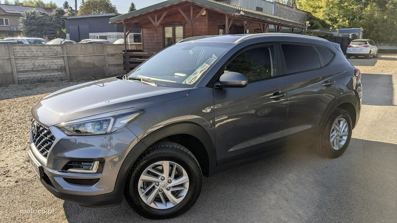 Hyundai TUCSON 4
