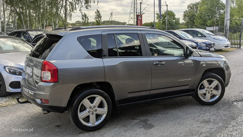 Jeep Compass 16