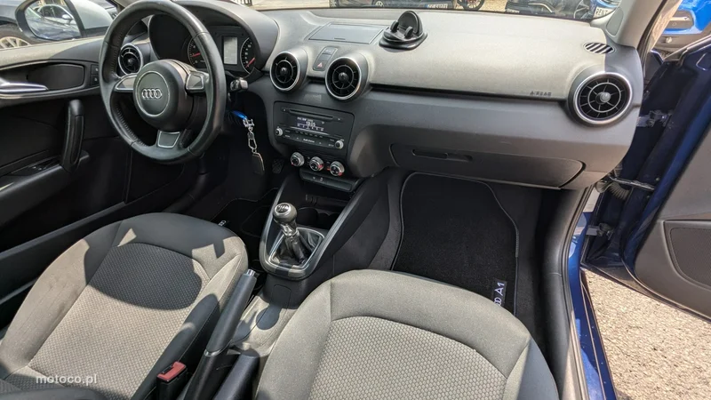 Audi A1 8X 21
