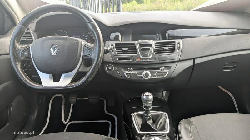 Renault Laguna III 20