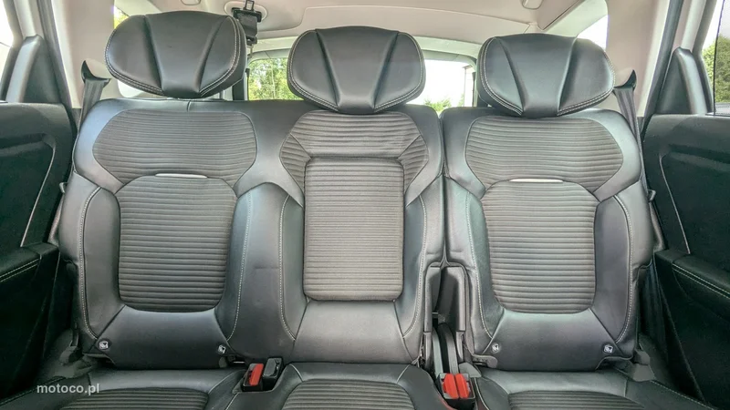 Renault Scenic IV 17