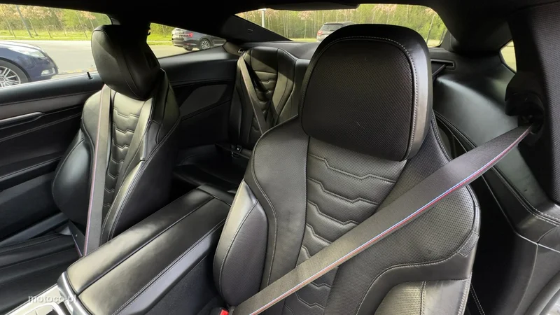 BMW Seria 8 G14 850 12