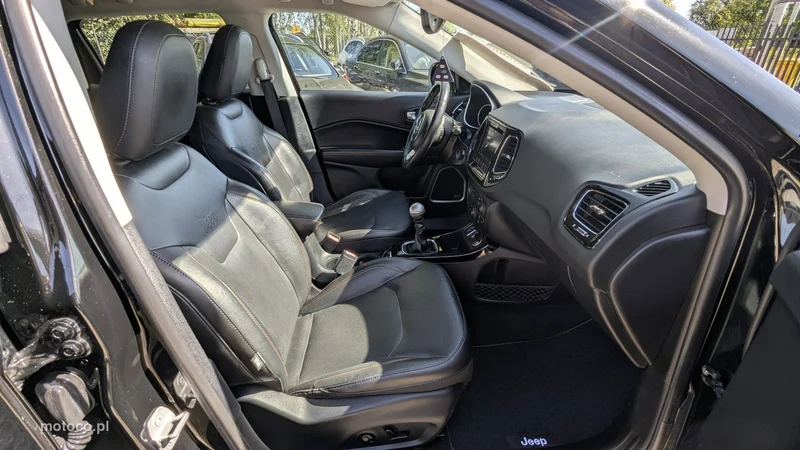 Jeep Compass 20