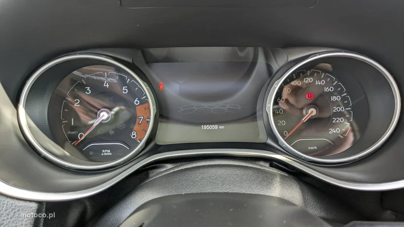 Jeep Compass 23