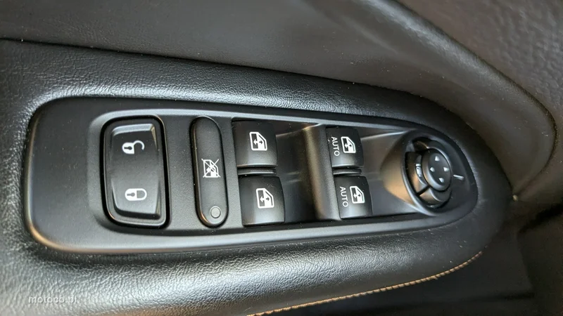 Jeep Compass 34