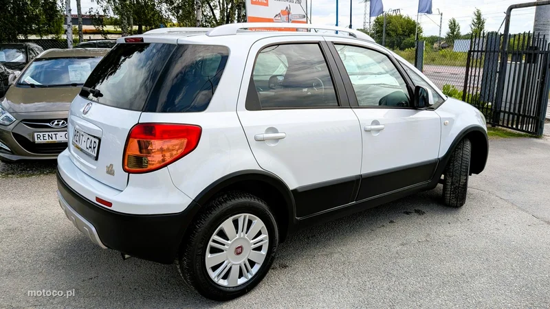 Fiat Sedici 11