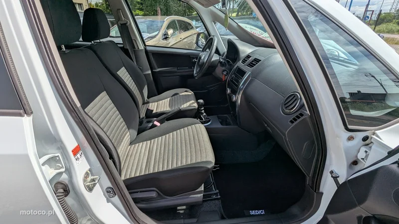 Fiat Sedici 16