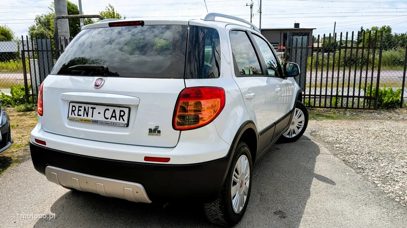 Fiat Sedici 8