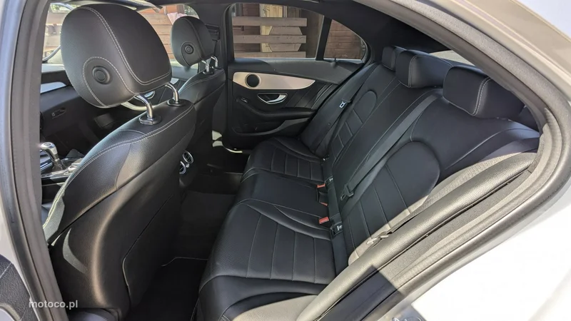Mercedes-Benz Klasa C W205 C 200 17