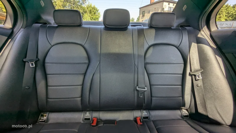 Mercedes-Benz Klasa C W205 C 200 18